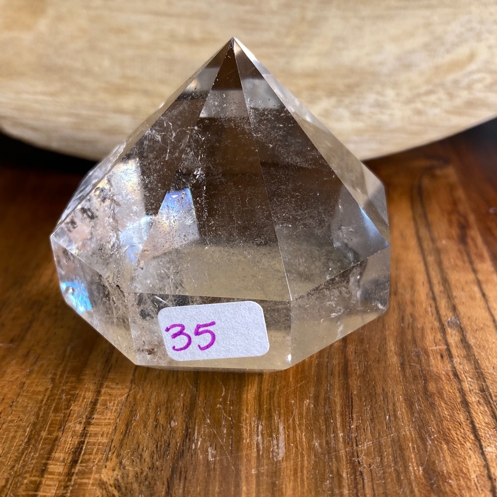 Quartz Crystal faceted diamond point - Picture 4 of 4